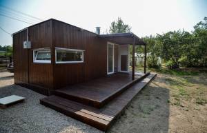 Дом-контейнер: минчанин построил альтернативу обычной даче