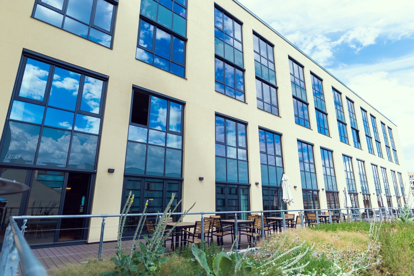 -:  -   Socialbakers