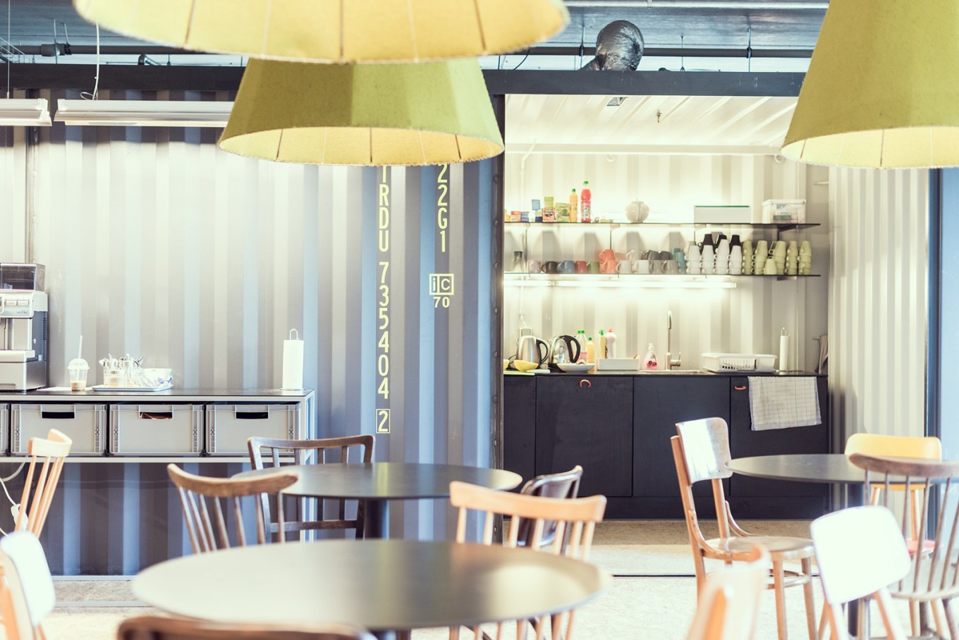 -:  -   Socialbakers