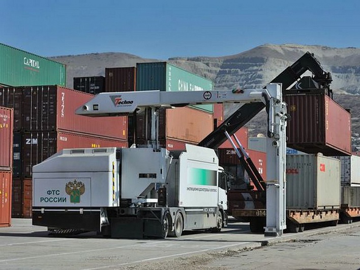 Пять минут на досмотр контейнера: рентгеновские лучи на службе у таможенников