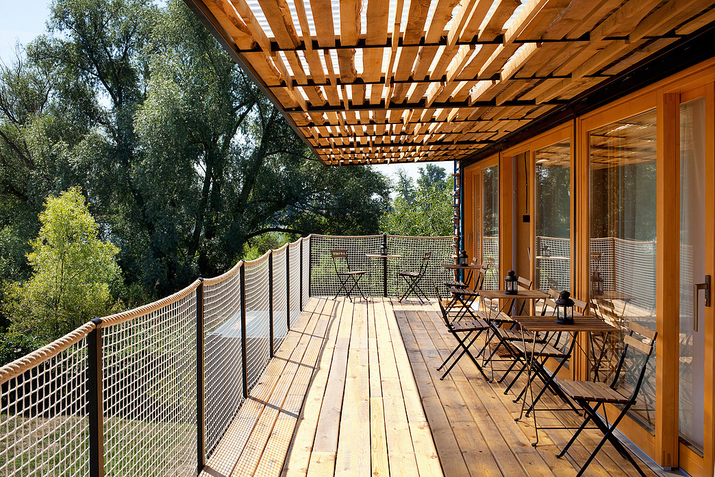 Иностранцев покорил чешский отель из контейнеров